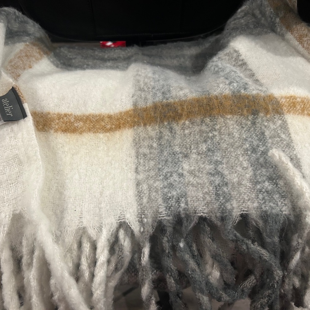 Atelier White and Tan scarf wrap